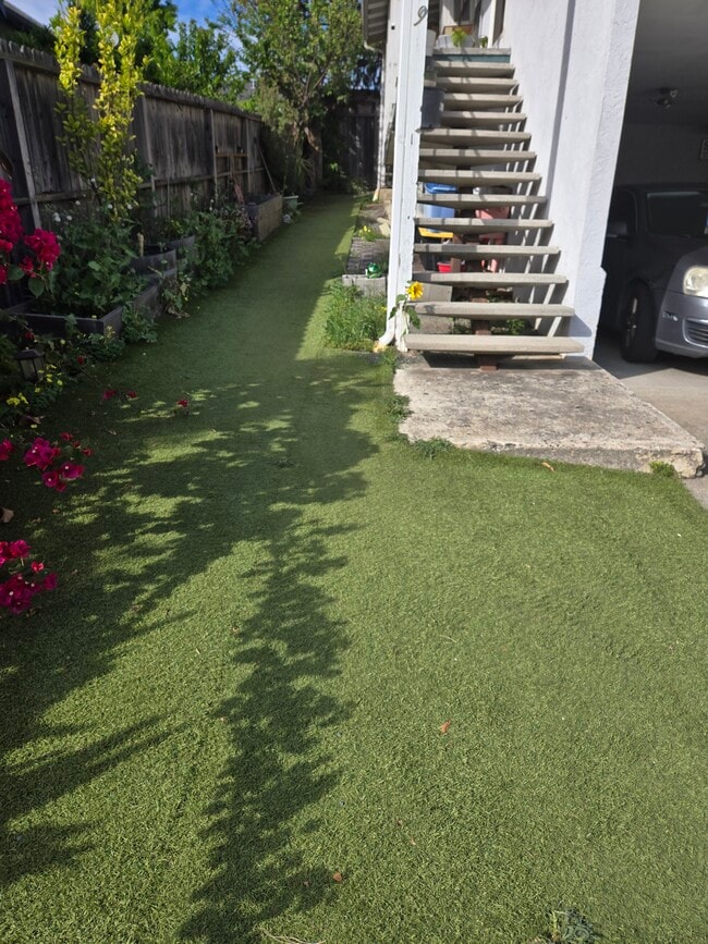 Photo - 2009 Pacheco Blvd Unit A