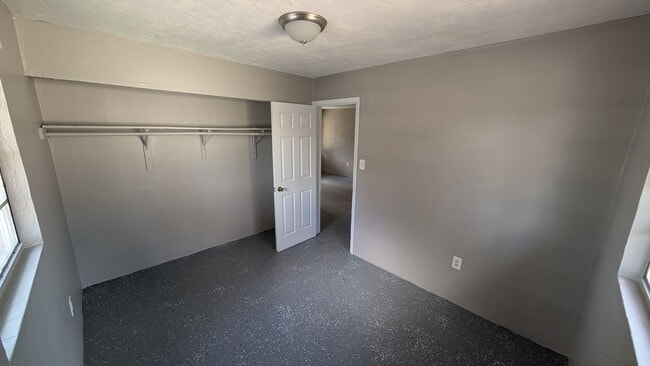 Photo - 2/1 home in sarasota, great location, and ... Unit 1