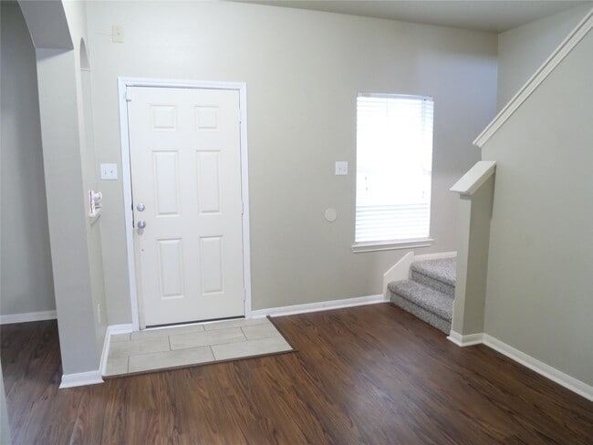 Photo - 1739 Nichole Woods Dr