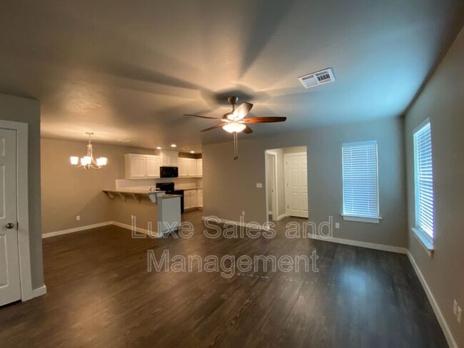 Photo - 1503 MacAlpine St