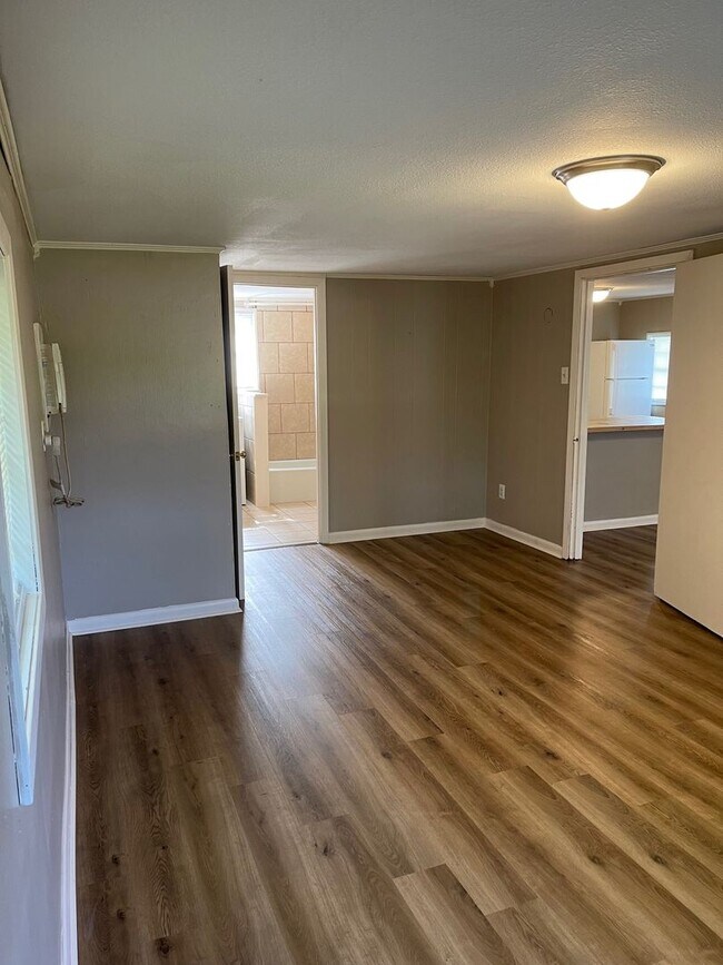 Renovated 1 Bed 1 Bath House Rental Casas en Alquiler Ruston, LA