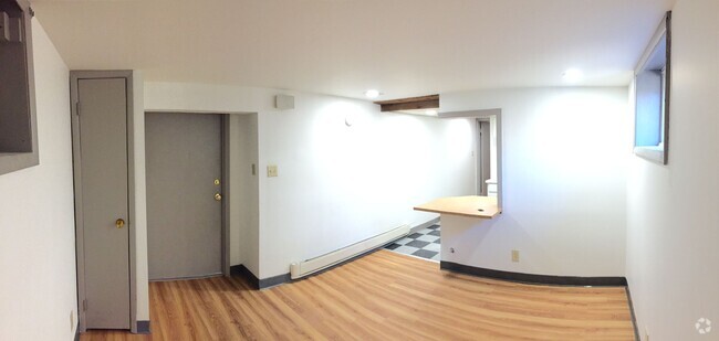 Building Photo - 900 North Ave Unit Apt #B