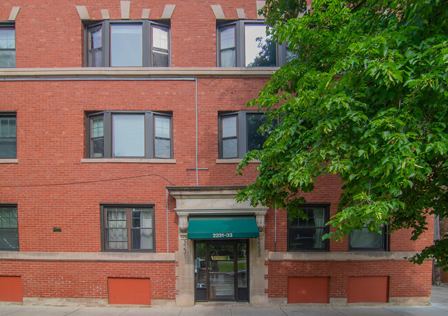 Photo - 2233 N Kedzie Blvd Casa