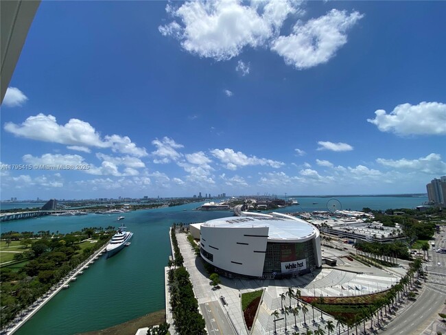 Photo - 888 Biscayne Blvd Condo Unit 2405