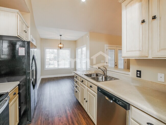 Photo - 1725 Tahoe Trail