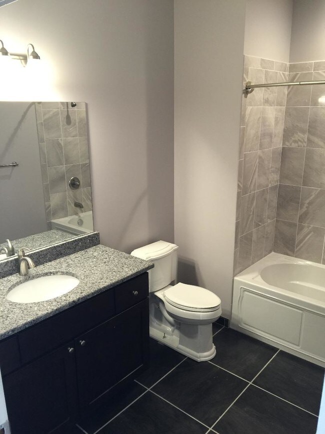 Baño principal - 3247 Biddle Ave Unidad Apt 1