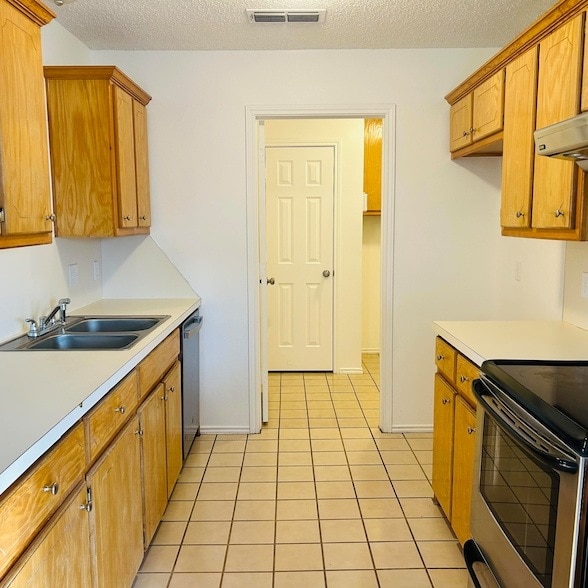 Photo - 6114 10th St