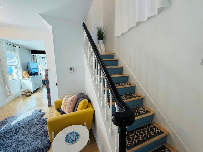 Photo - 241 Townsend Ave
