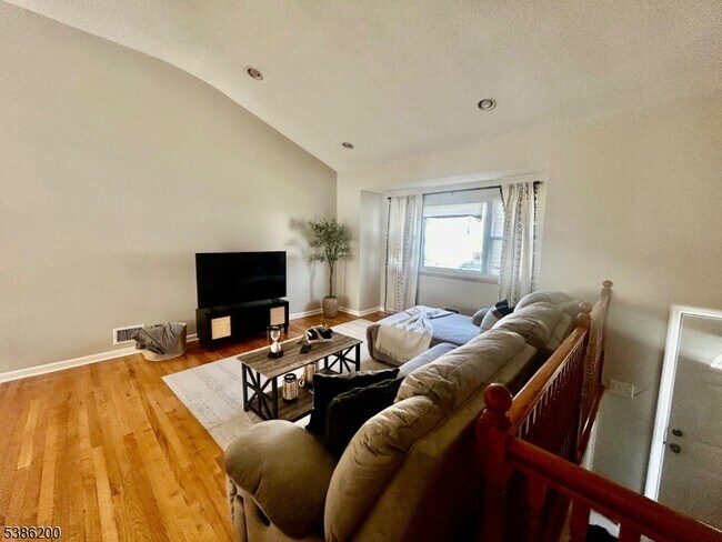 Photo - 119 Cindy Ct