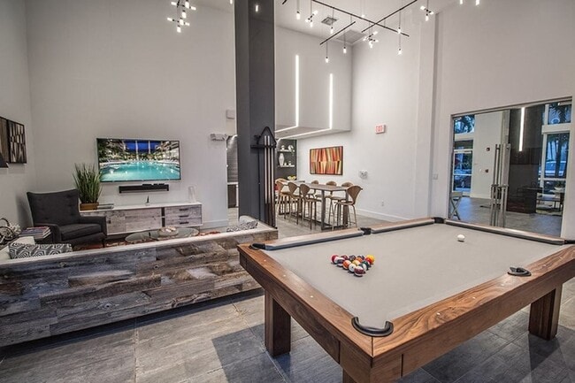 Santorini at Renaissance Commons
