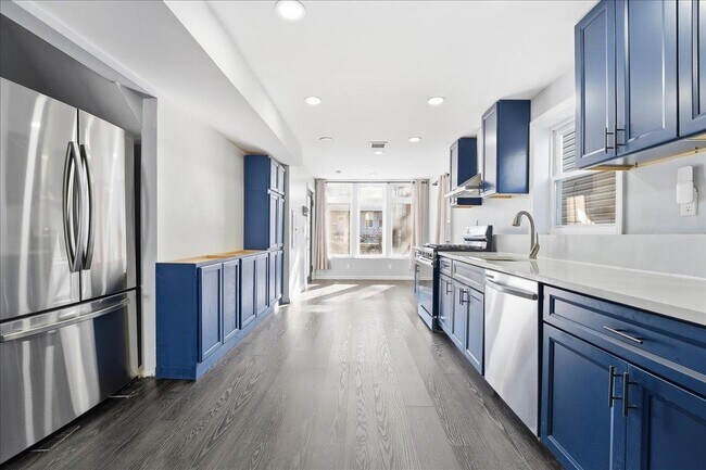 Photo - 225 Freeman Ave Unidad 1