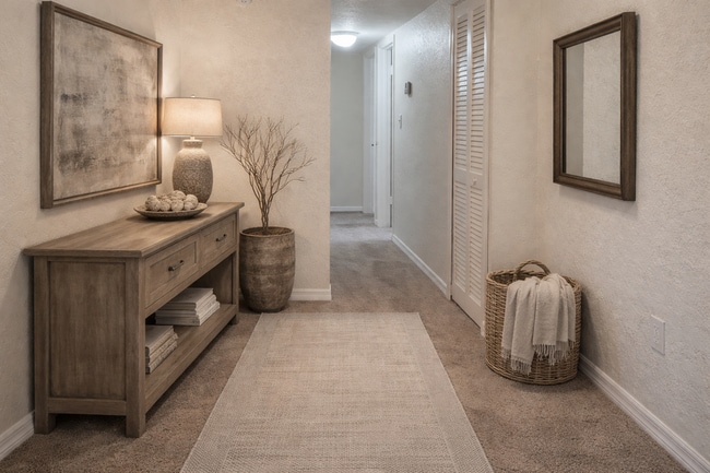 Photo - Beautiful Winter Park 2/2 Condo on the first floor x Rent in front of Full Sail ! Unit 71