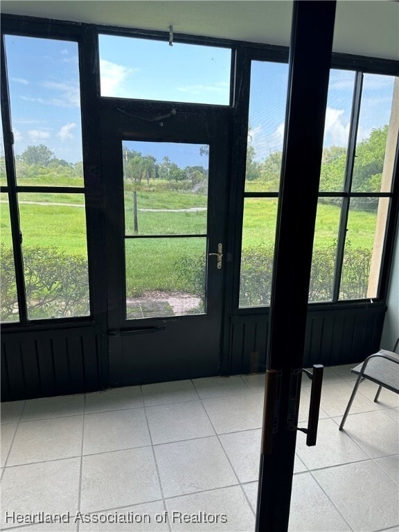 Photo - 102 Fairway Ct