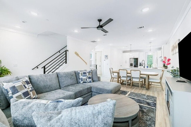 Photo - 125 Blue Eden Lp Unit ID1447105P