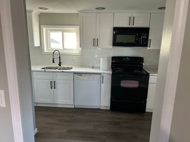 1618 Pat Dr Unit 1618 pat dr
