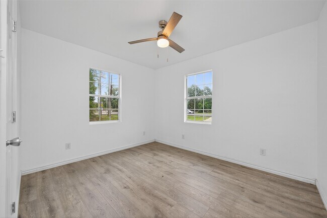 Photo - 5199 E Farm to Market 1988