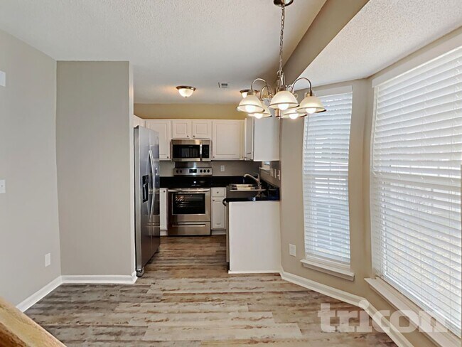 Photo - 5017 Gibbons Link Rd