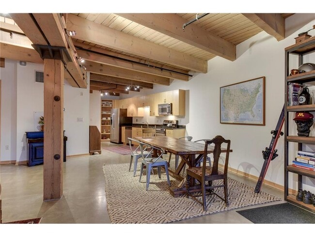 Photo - 404 N Washington Ave