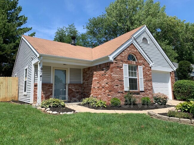 Photo - 9741 Roxbury Dr