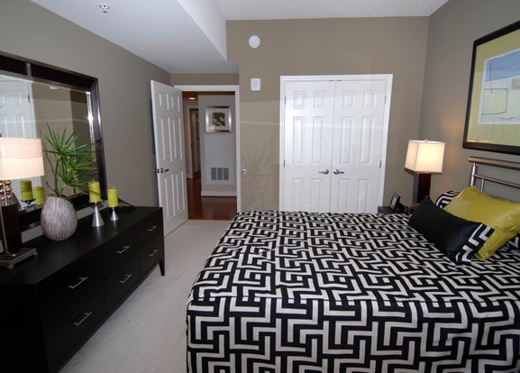 Photo - Argent Apartments