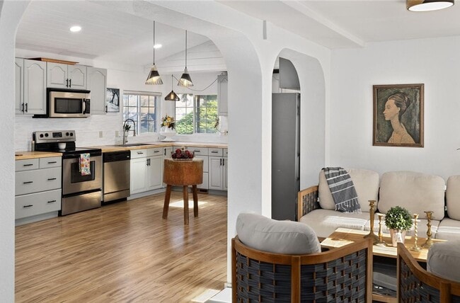 Photo - Spectacular Views Close to I-90!