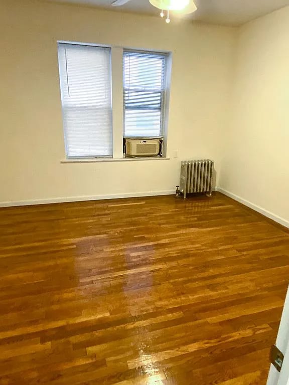 Photo - 45-14 43rd St Unidad 1D