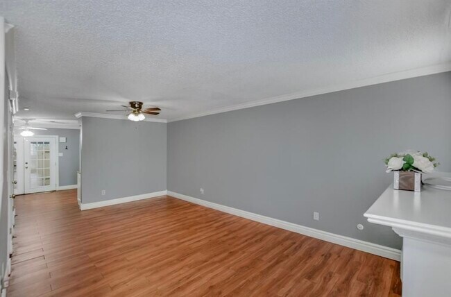 Photo - 1837 Witte Rd