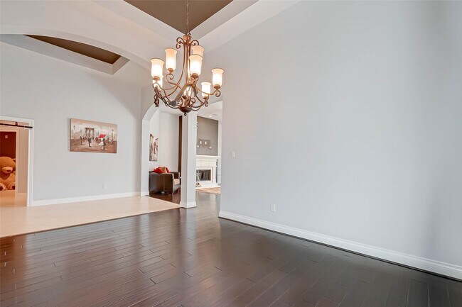 Photo - 5422 Linden Rose Ln