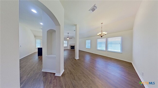 Photo - 905 Lantana Dr