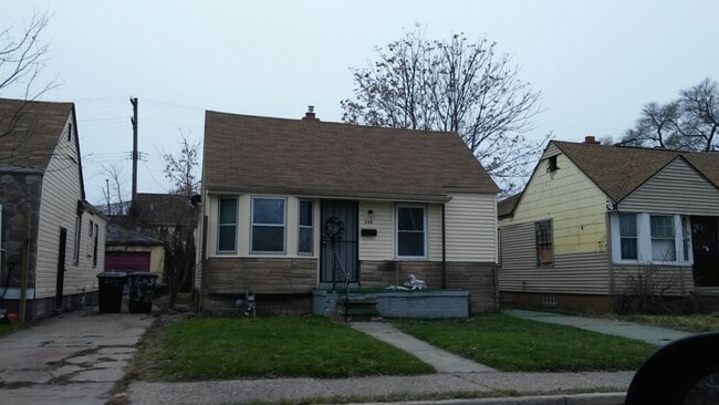Building Photo - 3 bed ranch on Detroit's East Side Now Ava... Rental
