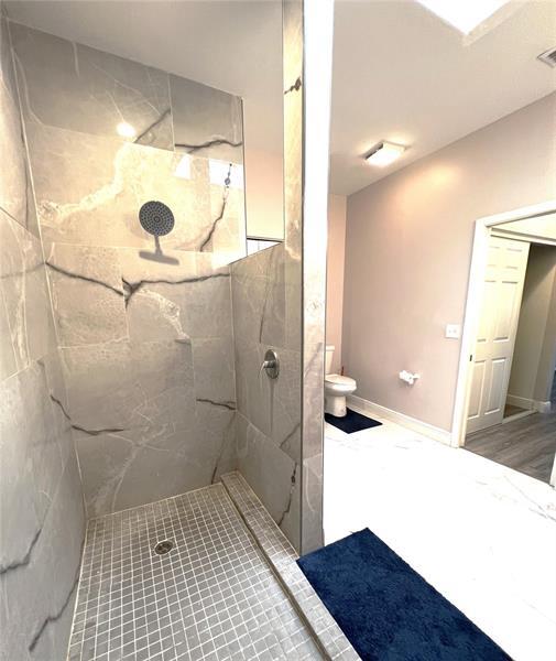 Photo - 6663 Stratford Dr