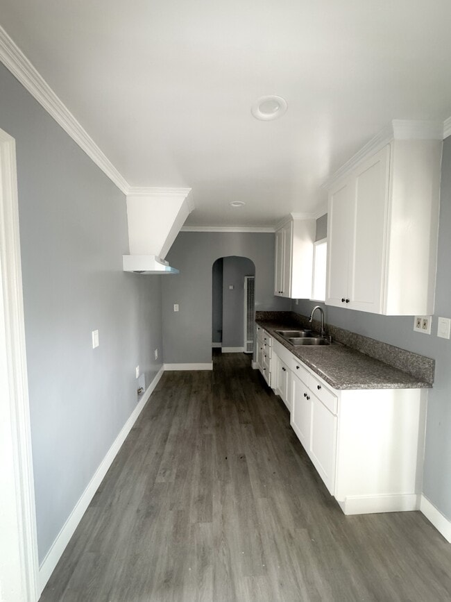 Photo - 7830 Alpaca St