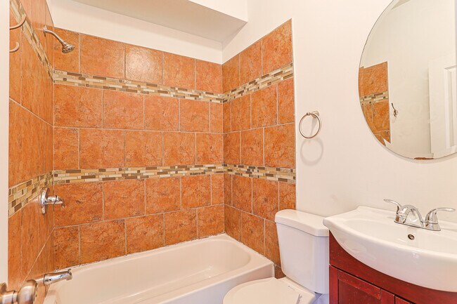 Photo - 2350 N Park Ave Unit 1