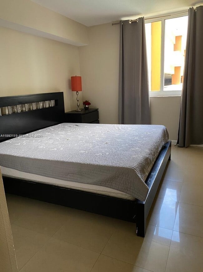 Photo - 2775 NE 187th St Unit 330