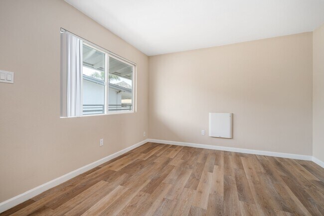 Photo - University Chorro Commons