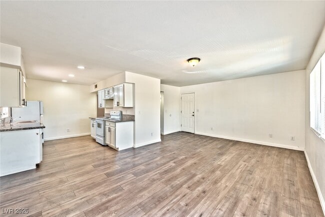 Photo - 29 Gold Bar Ct