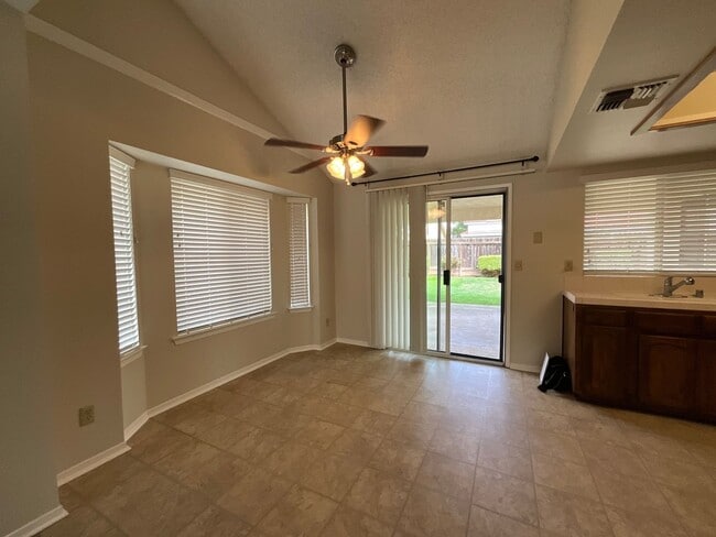 Photo - Charming home nestled in desirable Northea...