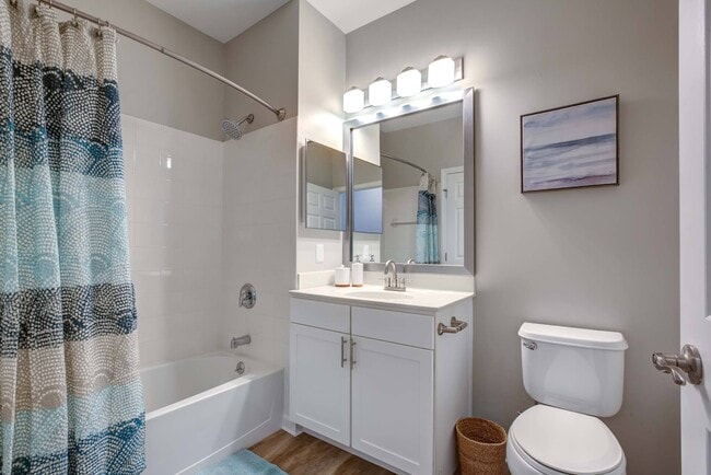 Photo - Prynne Hills