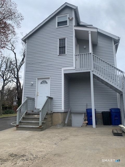 Building Photo - 63 Winfield St Unit 1
