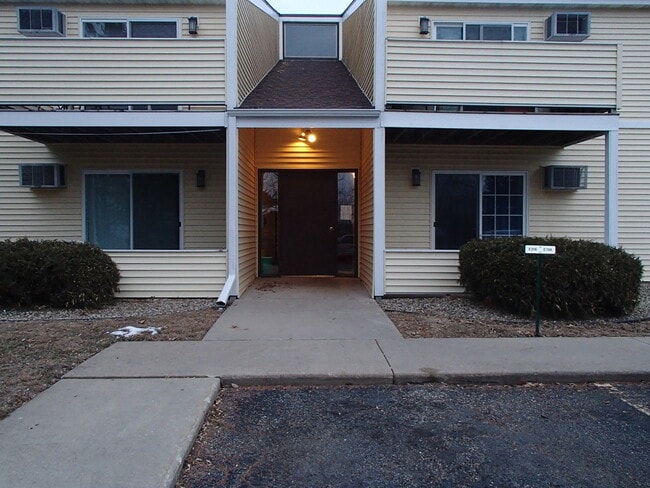 Photo - 2220 Valleyhigh Dr NW House