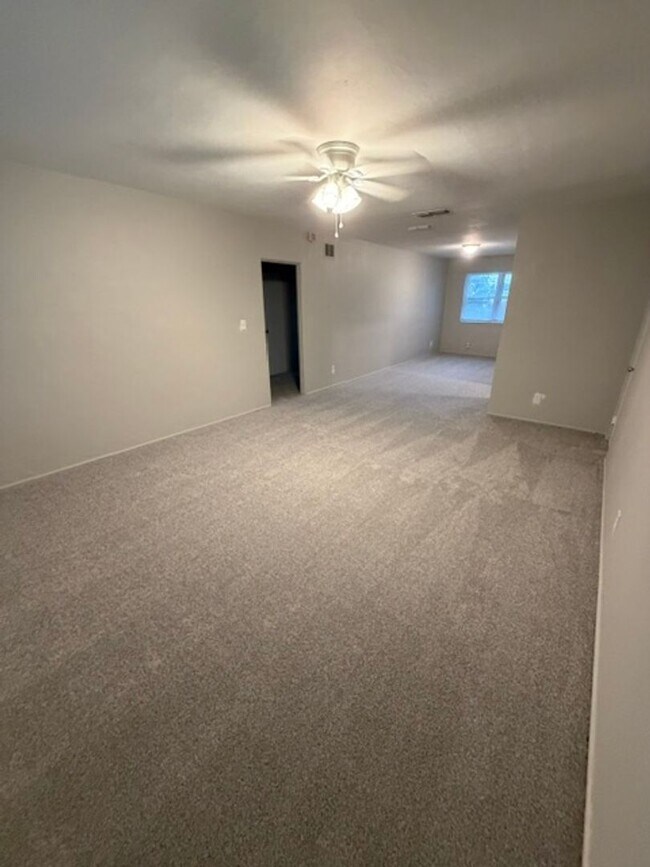Photo - 2117 Spring Park Rd Unidad 3