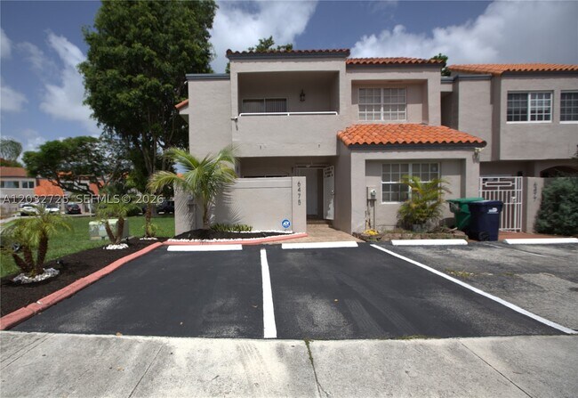 Building Photo - 6475 SW 129th Ave