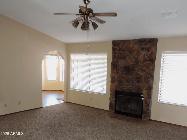 Photo - 3125 S Nichols Dr