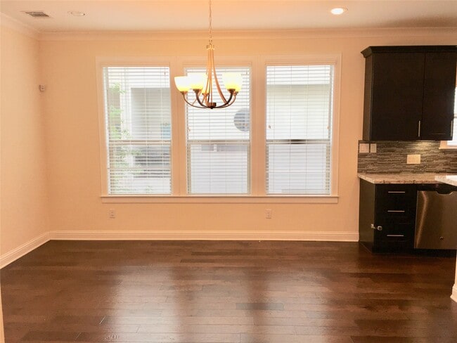 Photo - 5433 Kiam St