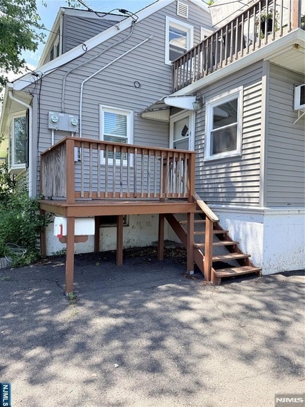 Photo - 180 W Orchard St