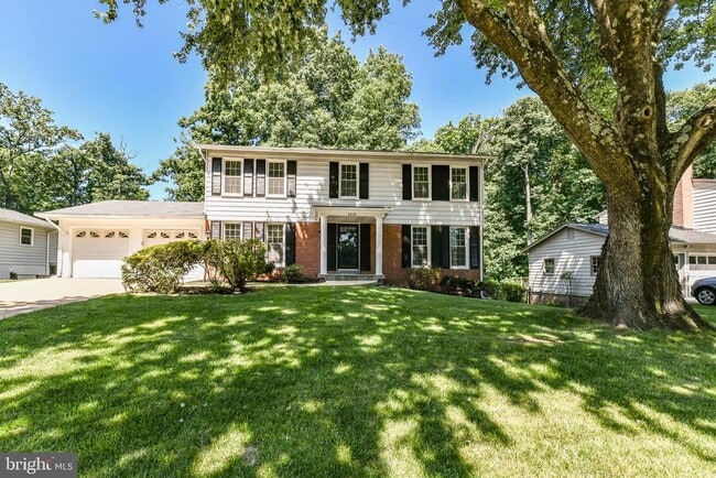 Photo - 5012 Sideburn Rd House