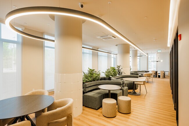 Photo - Monarc Collection