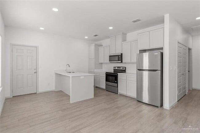 Photo - 1213 Shavano Dr Unit 4