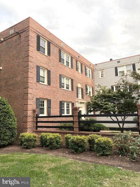 Building Photo - 3713 Alabama Ave SE Unit 202 Rental