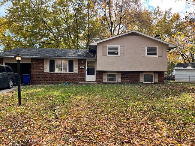 Photo - 6132 Oakfield Dr E House